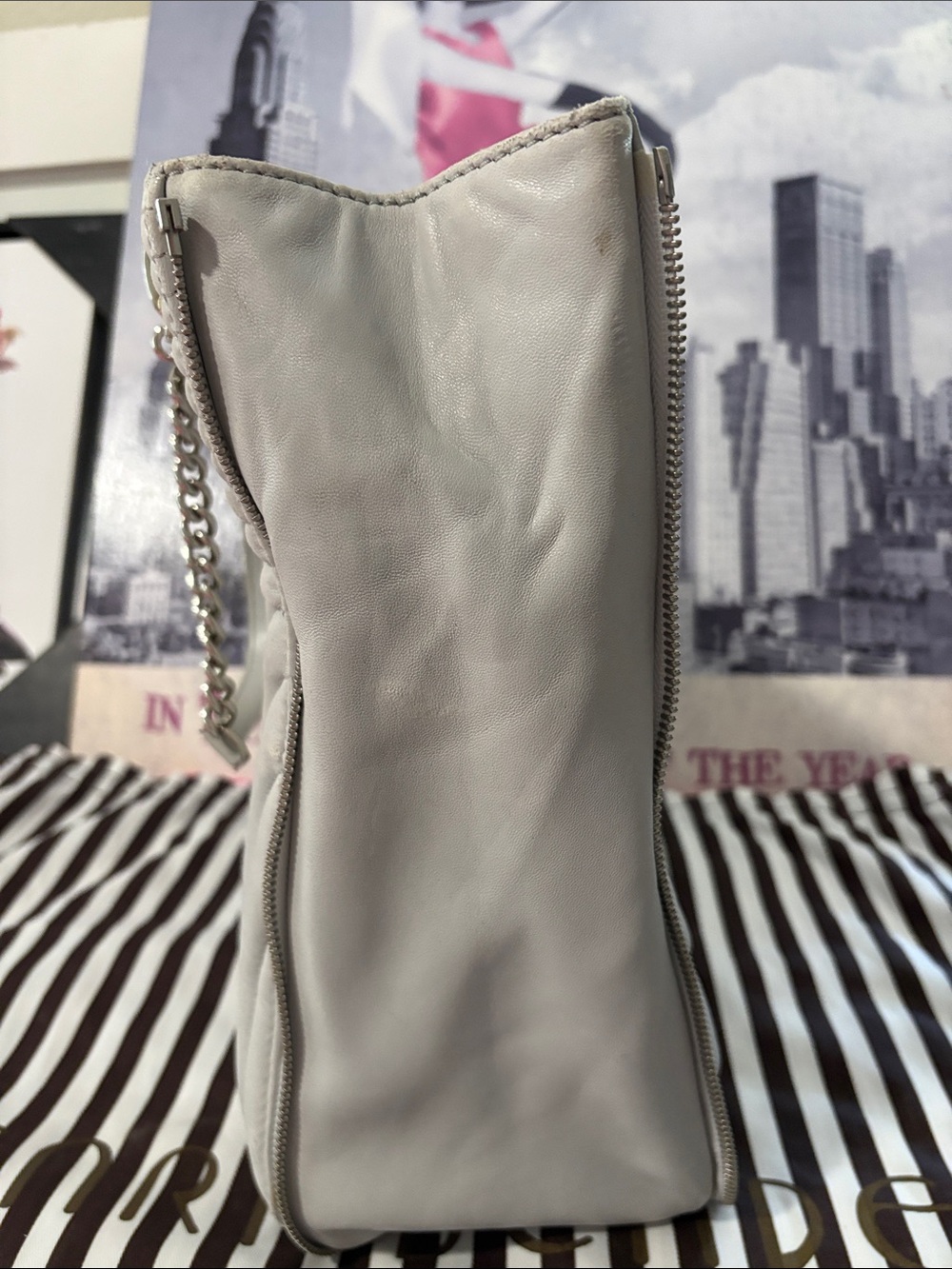 Henri Bendel No 7 Quilted lambskinnTote Bag in Light Gray - Picture 12 of 16
